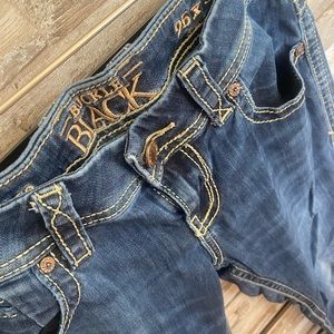🖤 BUCKLE BLACK JEANS🖤